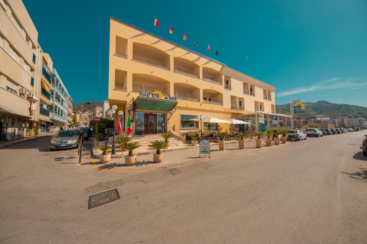 Hotel Riva Del Sole 4*