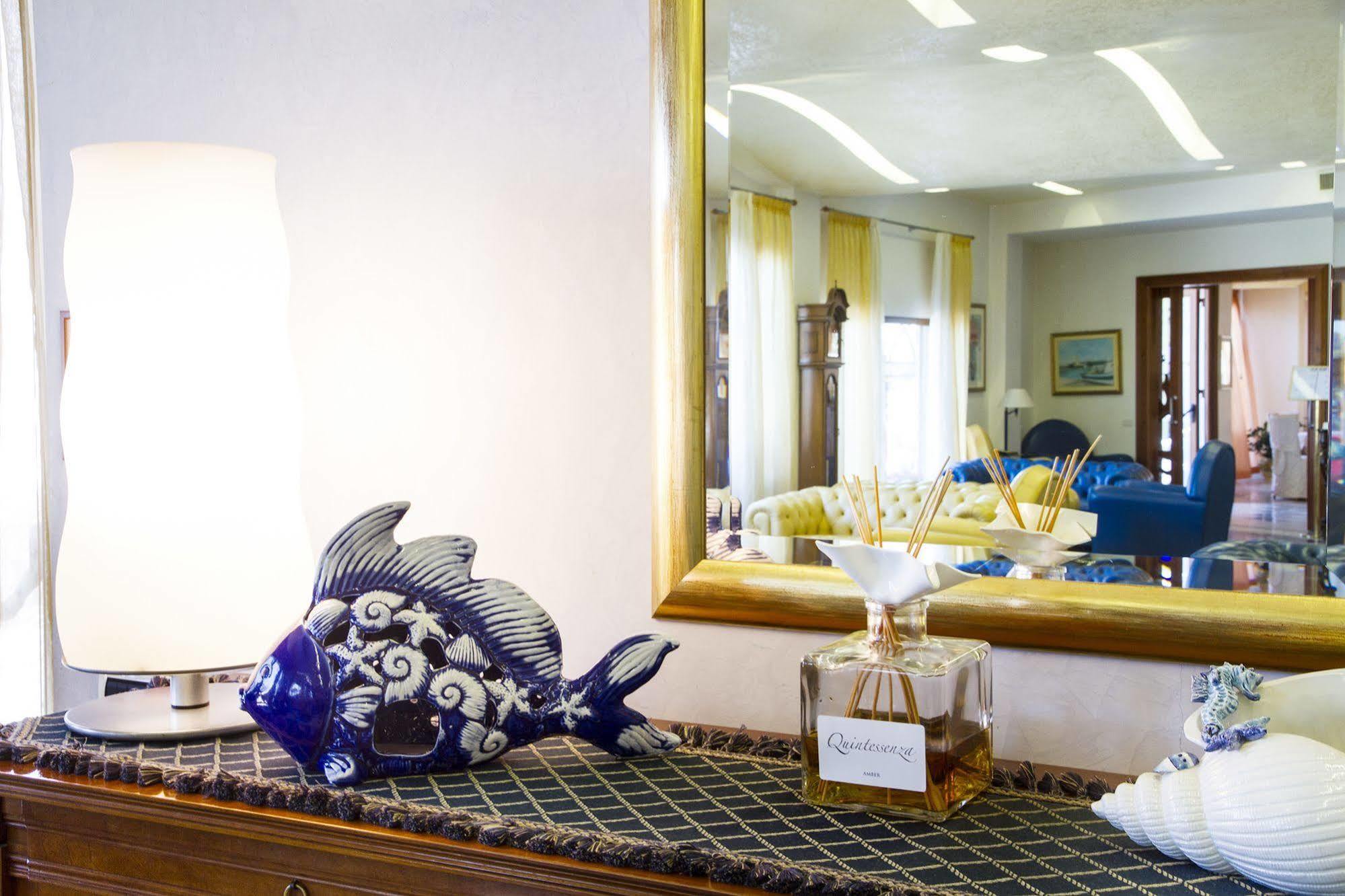 Riva Del Sole Hotel